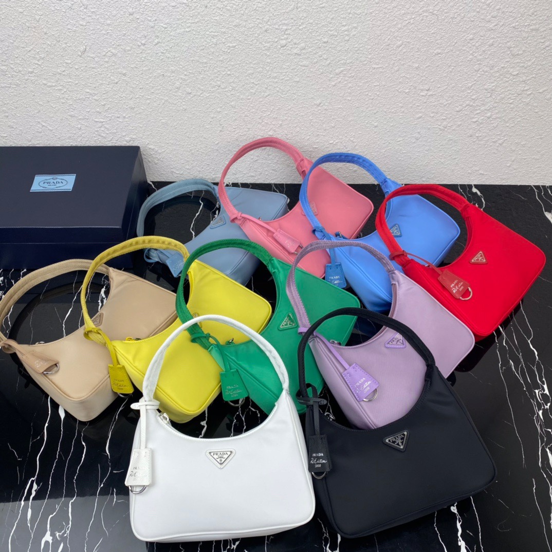 Prada_1NE515_Nylon_Hobo_